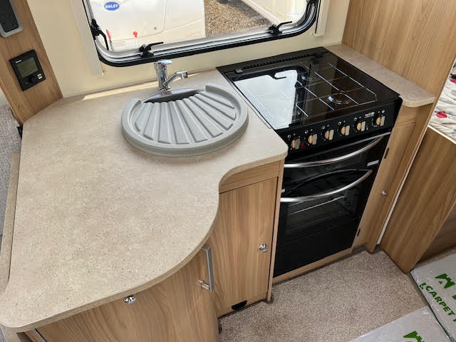 2016 Bailey Pegasus Rimini - T Giles Caravans